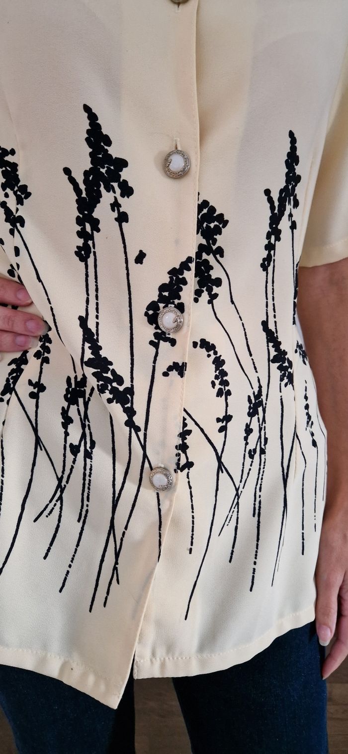 Chemisier afibel boutons bisous taille 38/40 - photo numéro 7