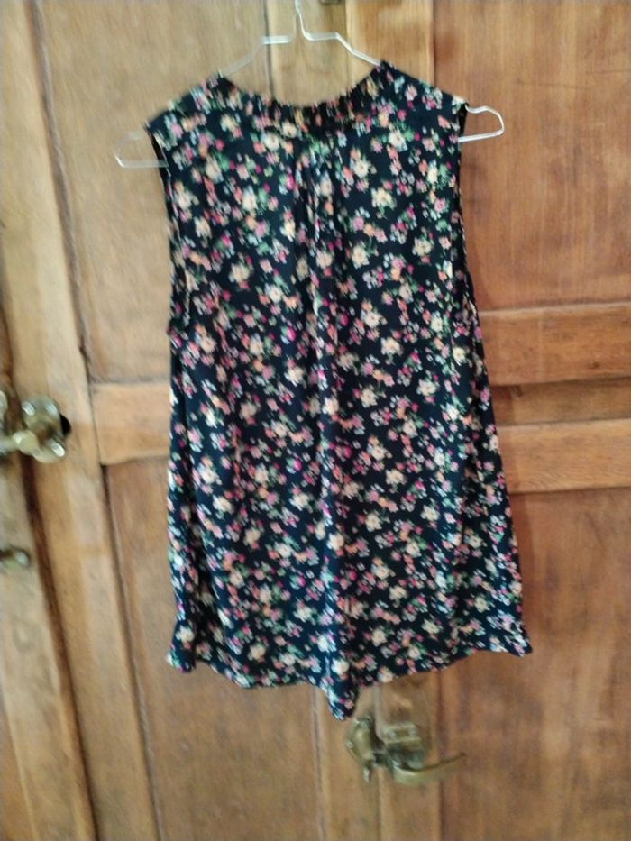 Petite blouse fluide sans manches - photo numéro 4