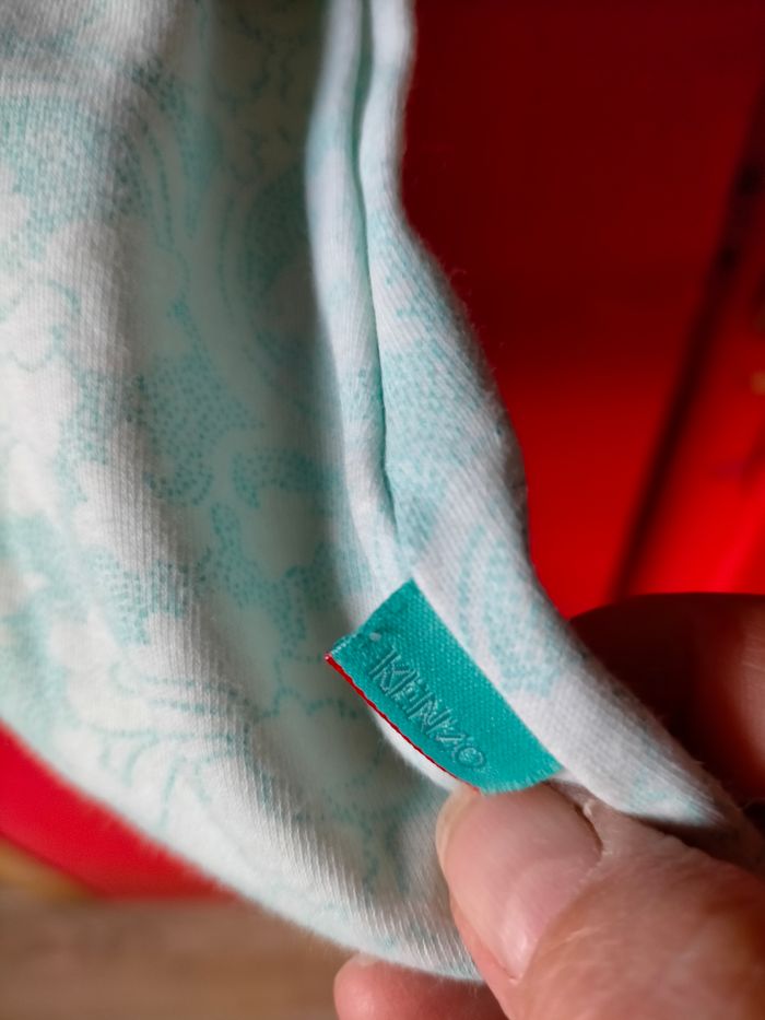 Très joli tee-shirt Kenzo 2 ans - photo numéro 2