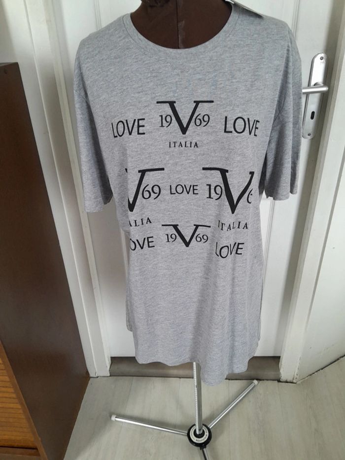 Tee shirt 19V69 Italia neuf avec étiquette