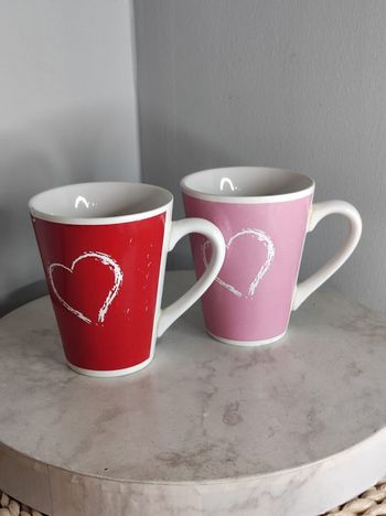 Tasses cœur coloré