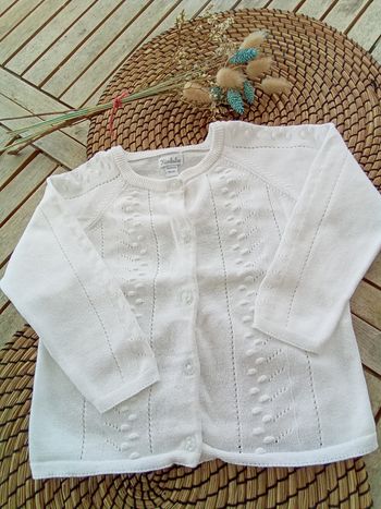 Gilet blanc avec motifs brodés Kimbaloo taille 3 ans