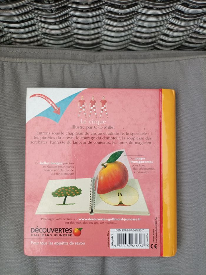 Livre " le cirque" - photo numéro 9