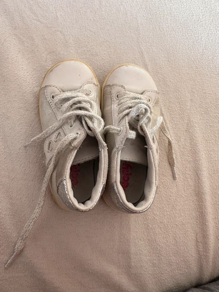 Chaussures en cuir 23 - photo numéro 2