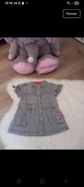 Très jolie robe en jeans taille 3 mois 