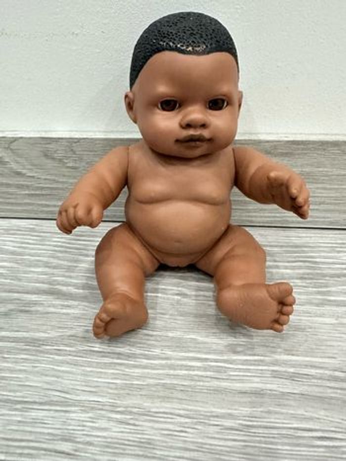 Petite poupée - photo numéro 2