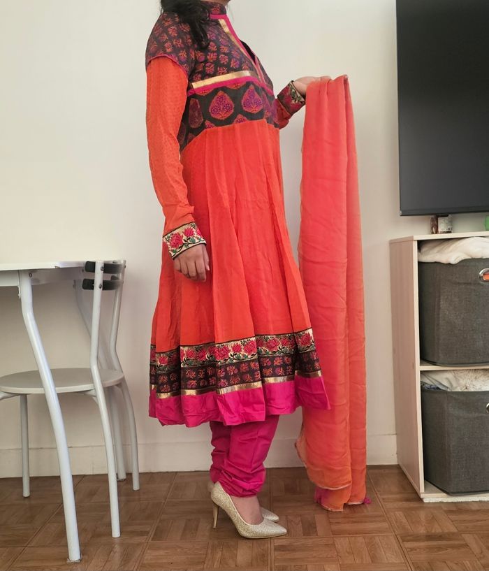 Robe indienne bollywood ensemble - photo numéro 5