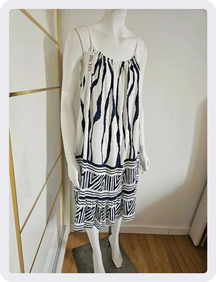 Robe d’été pour femmes - photo numéro 4