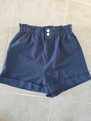 Short taille haute bleu marine