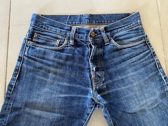 Bermuda short Carhartt en jeans bleu taille 36 / 38 - photo numéro 2
