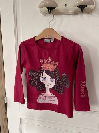 T-shirt manches longues Kiabi, quatre ans