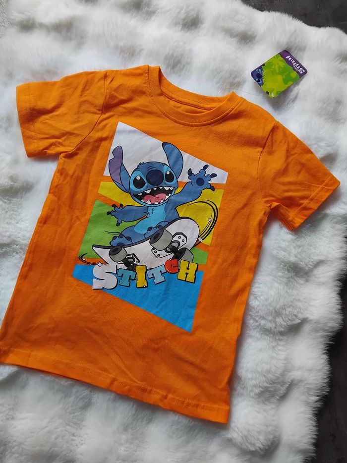 Tee-shirt enfant Stitch Disney neuf 5 ans