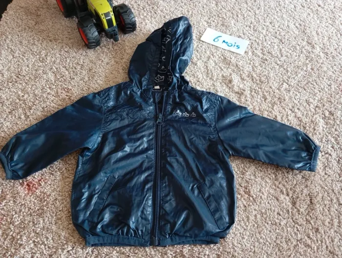 Veste coupe vent 6 mois