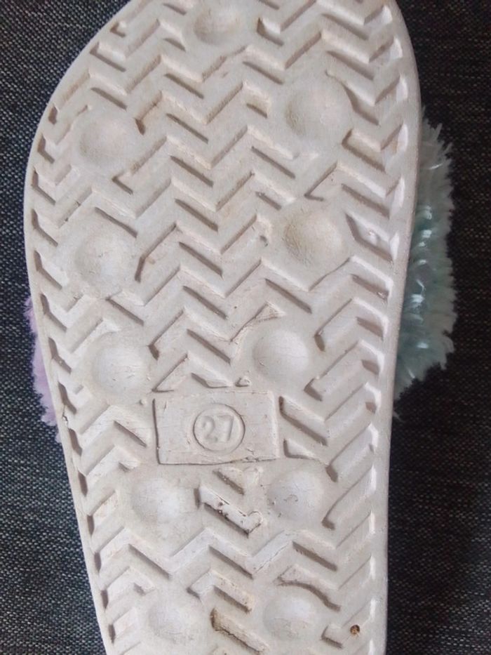 Claquette taille 27 - photo numéro 3