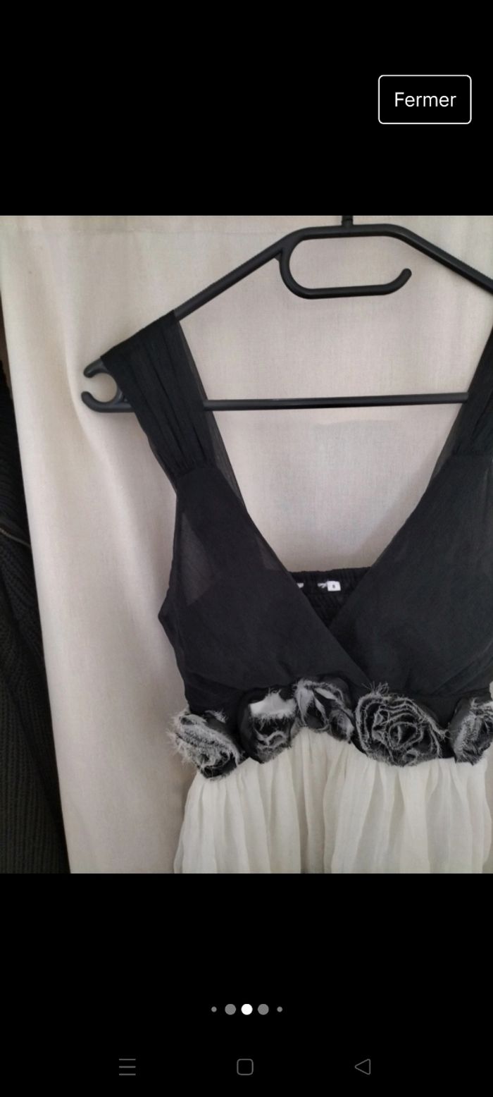 Robe à volants blanche et noire - photo numéro 3