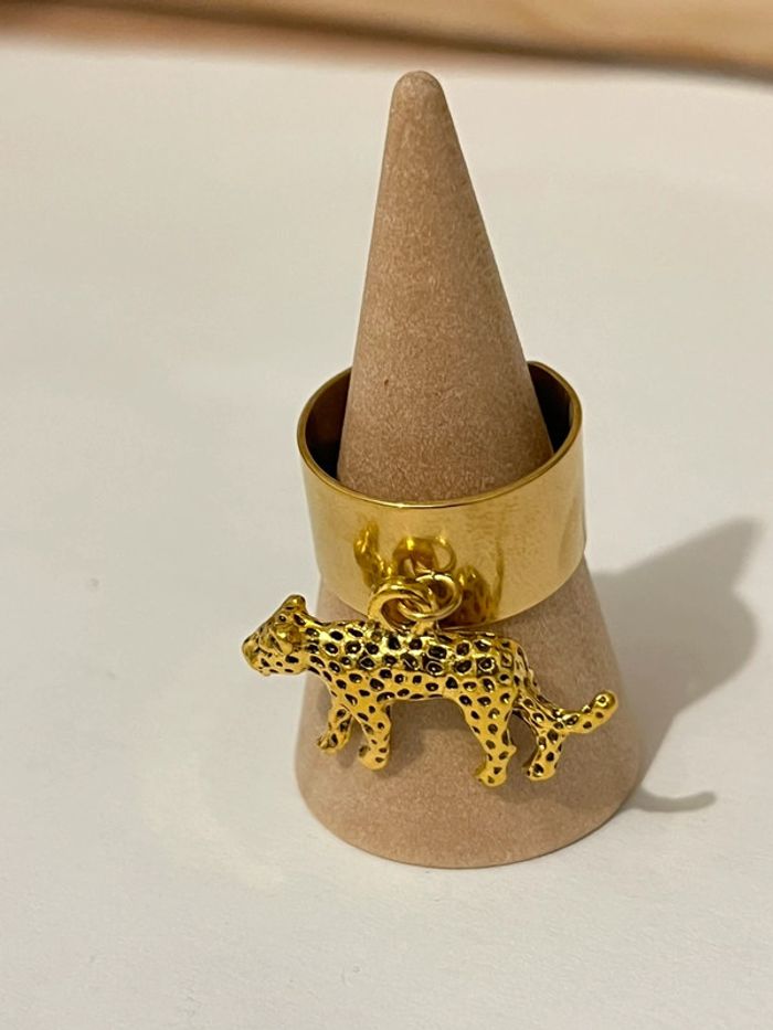 Bague acier inoxydable pendentif léopard - photo numéro 2