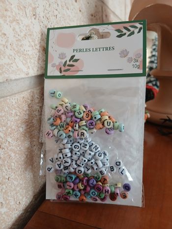 Paquet de Perles fantaisie "Lettres"