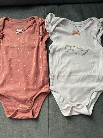 Bodys manches courtes 6 mois