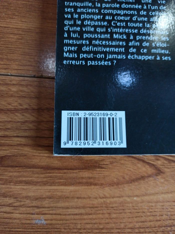 Livre damnes - photo numéro 3