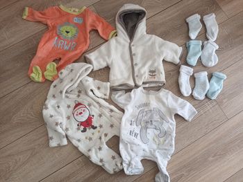 Lot vêtements 1 mois