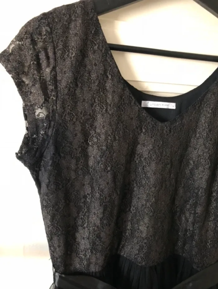 Robe en tulle noir GEMO t.l - photo numéro 2