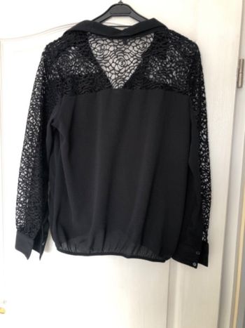 Chemisier noire ajourée