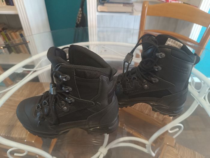 Chaussure haix scout Black taille 36. Prix 70€ - photo numéro 9