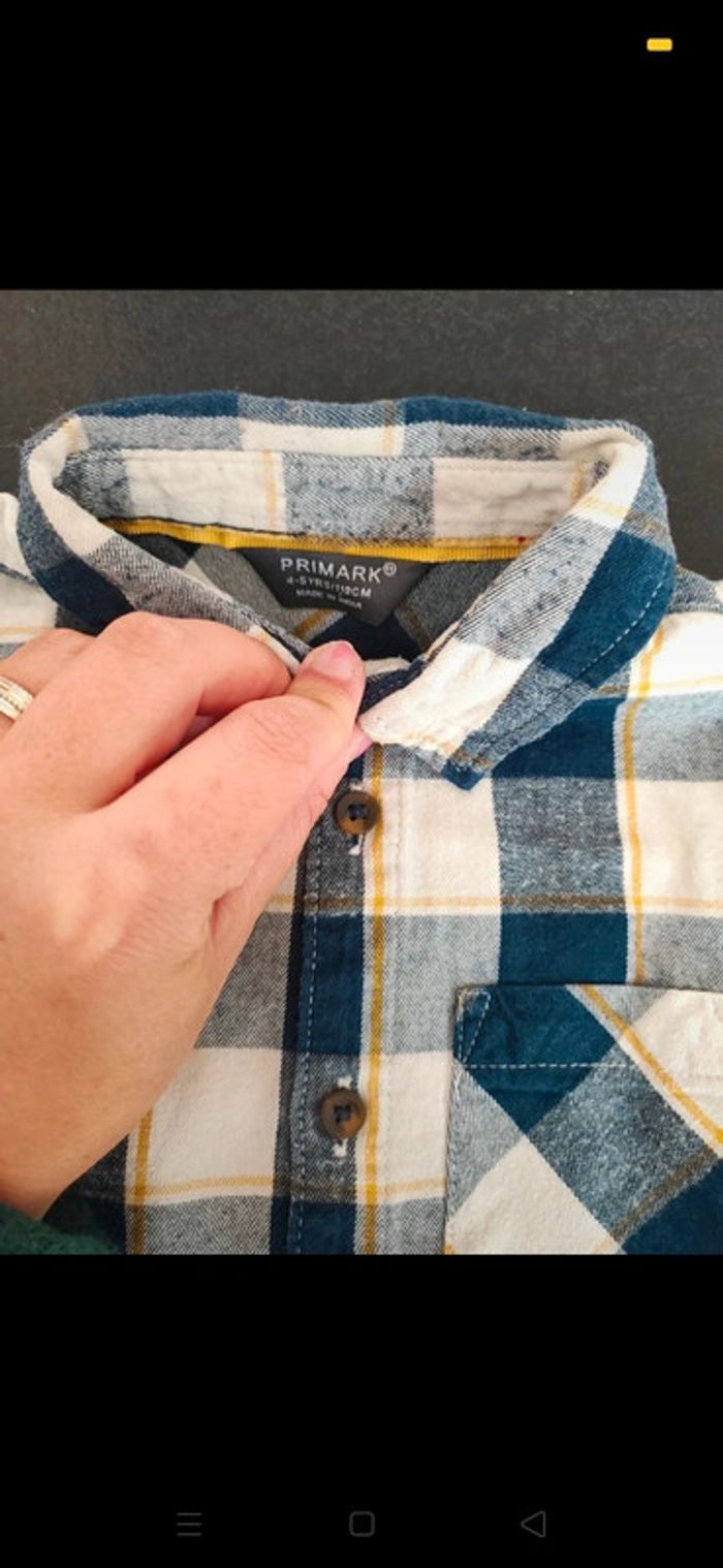 Chemise a carreaux 4 ans - photo numéro 2