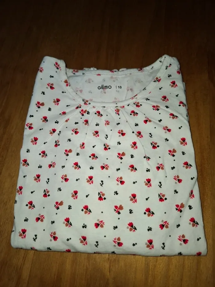 T-shirt manches longues neuf 10 ans Gémo - photo numéro 2