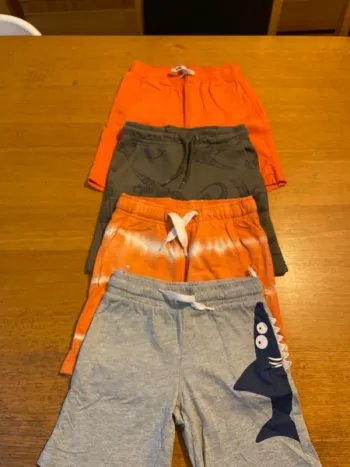 4 short garçon