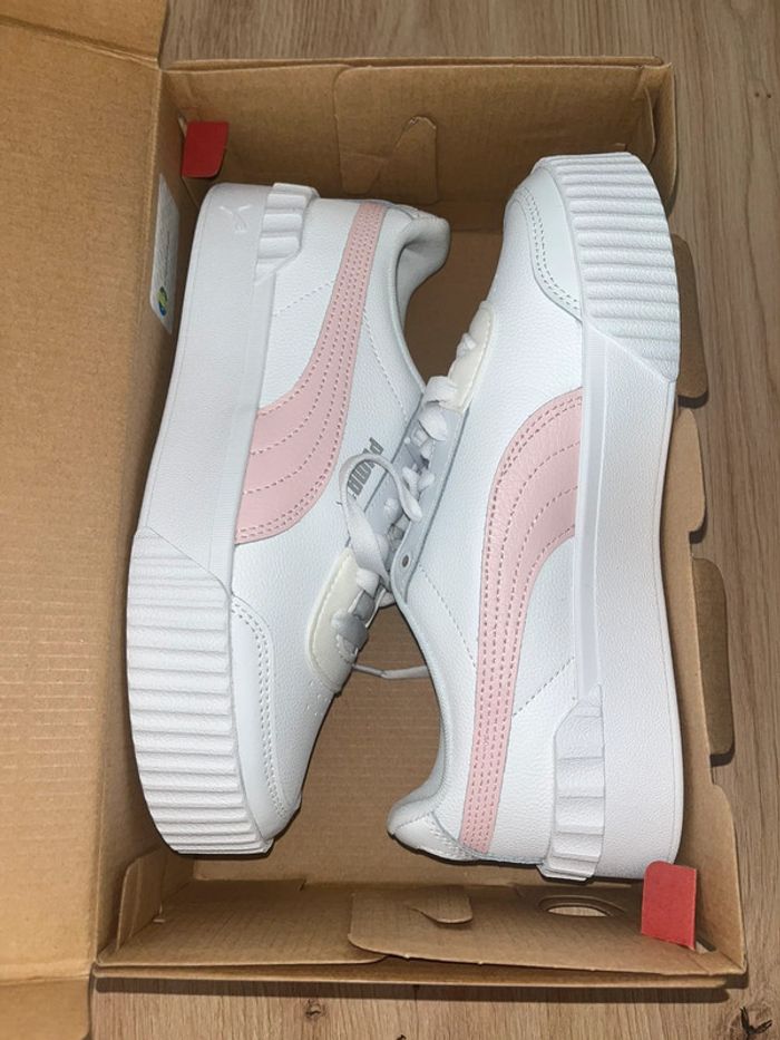 Baskets, Puma, Femmes, Blanches, Neuves, Taille 37.5