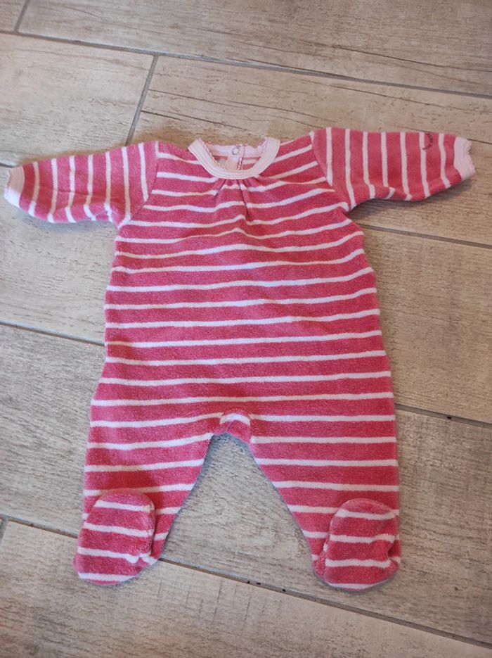 Lot pyjamas et combinaison 1 mois - photo numéro 6