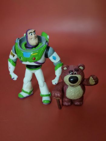 lot de deux PVC toy story buzz l'éclair et lotso bullyland