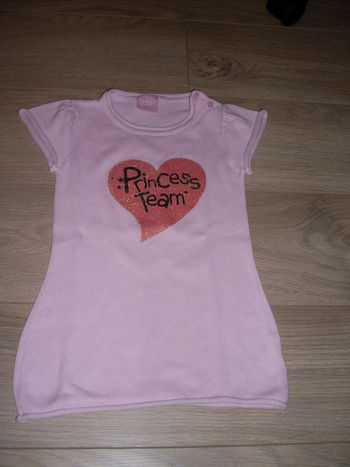 robe / pull "princess team" 12 mois en très bon état