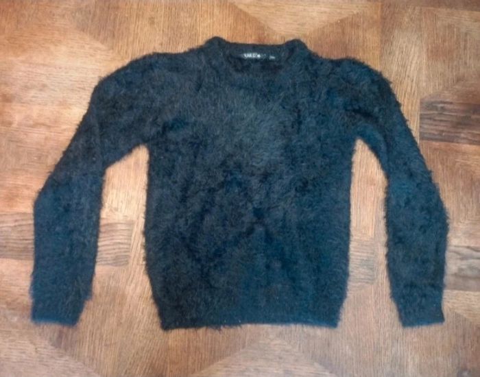 Pull noir fille 12 ans