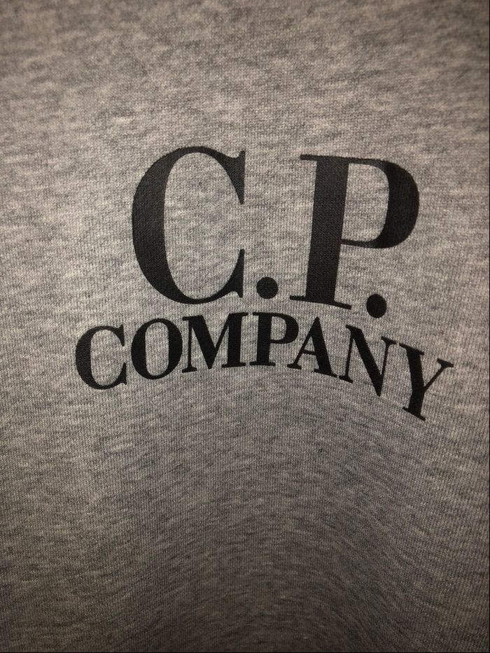 Pull CP Company - photo numéro 2