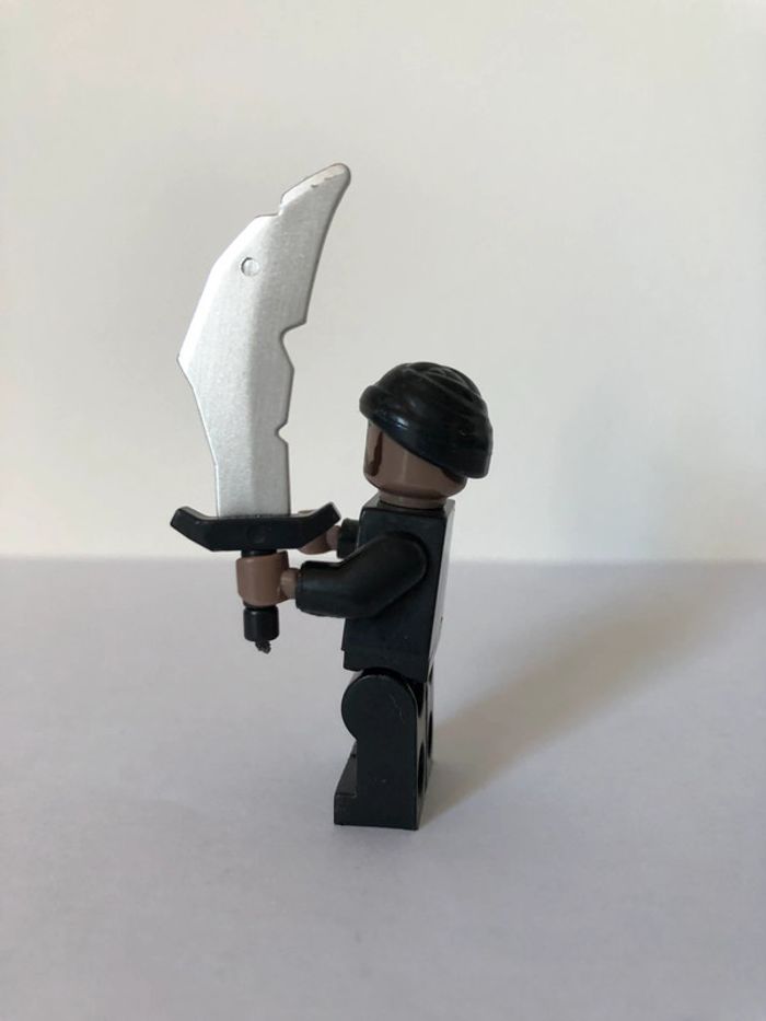 Figurine type lego Salah dans la dernière croisade. Indiana Jones - photo numéro 2