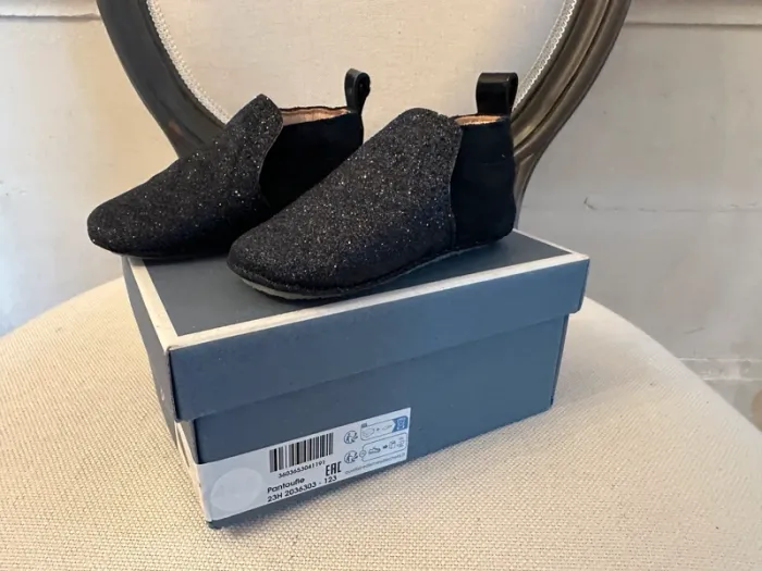 NEUF Jacadi chaussures chaussons cuir bleu marine pailletées bébé fille 18 Basile