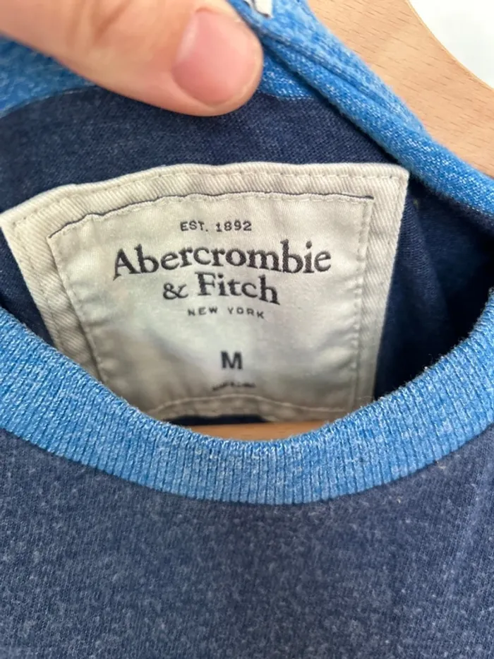 Tee-shirts bleu - photo numéro 4