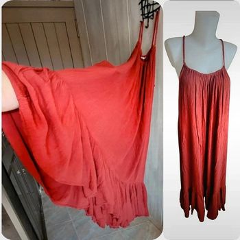 Robe longue orange corail. Du 42 au 46. État neuf 🥰
