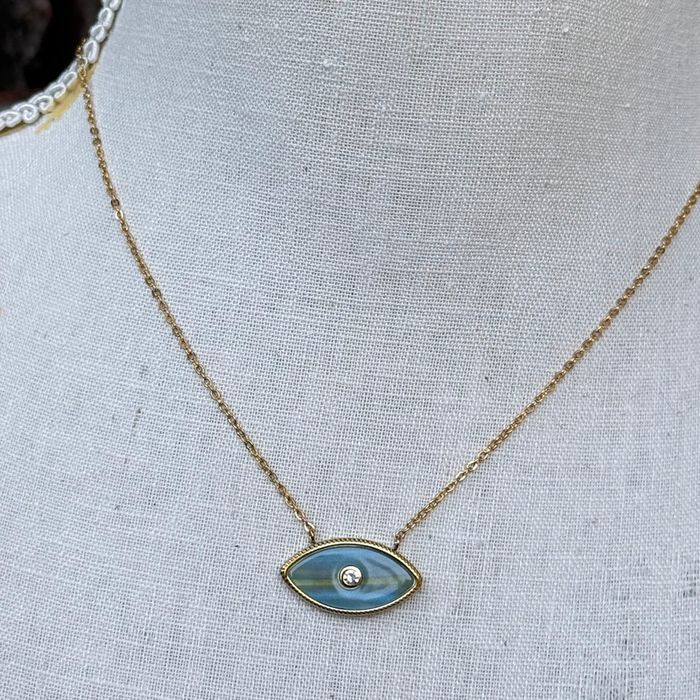 Collier chaîne réglable acier inoxydable or œil résine vert/turquoise cristal au centre - photo numéro 2