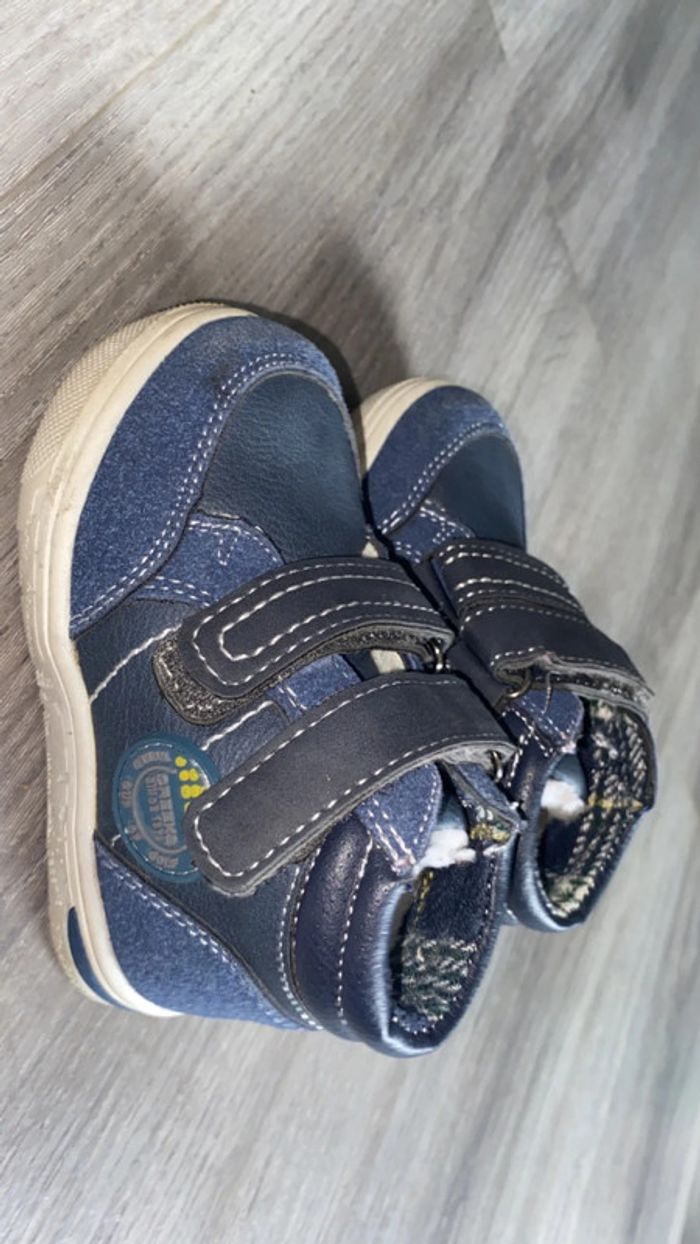 Chaussure bébé - photo numéro 2