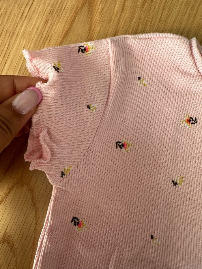 T-shirt manches courtes fleuri & côtelé 🌺 - photo numéro 2