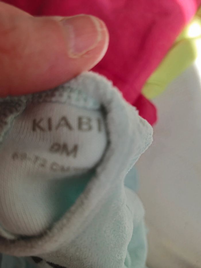 Lot 2 pyjama 9 mois kiabi sucre d orge - photo numéro 2