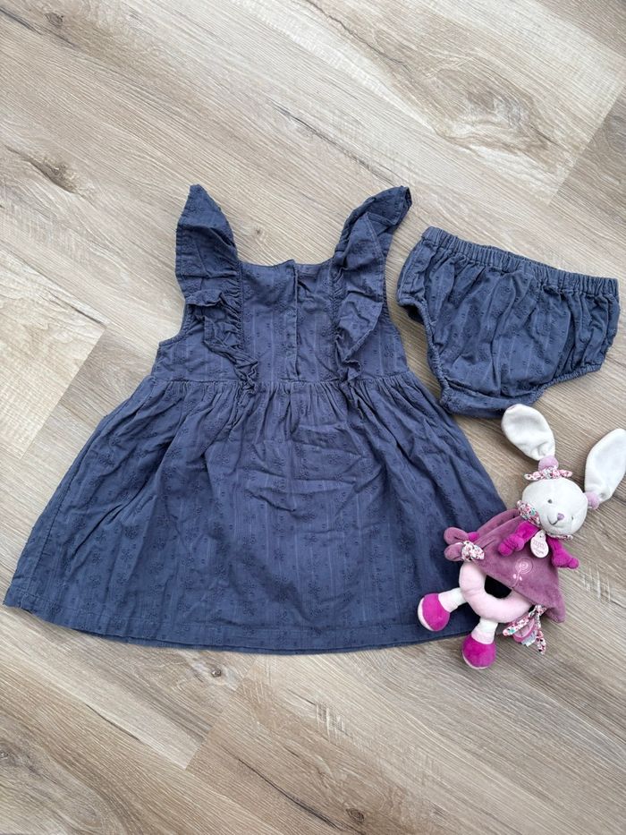 Robe + bloomer taille 24 mois - photo numéro 3
