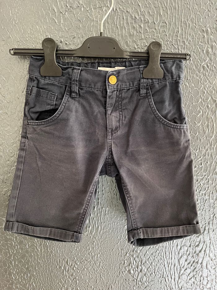 Short  9 ans