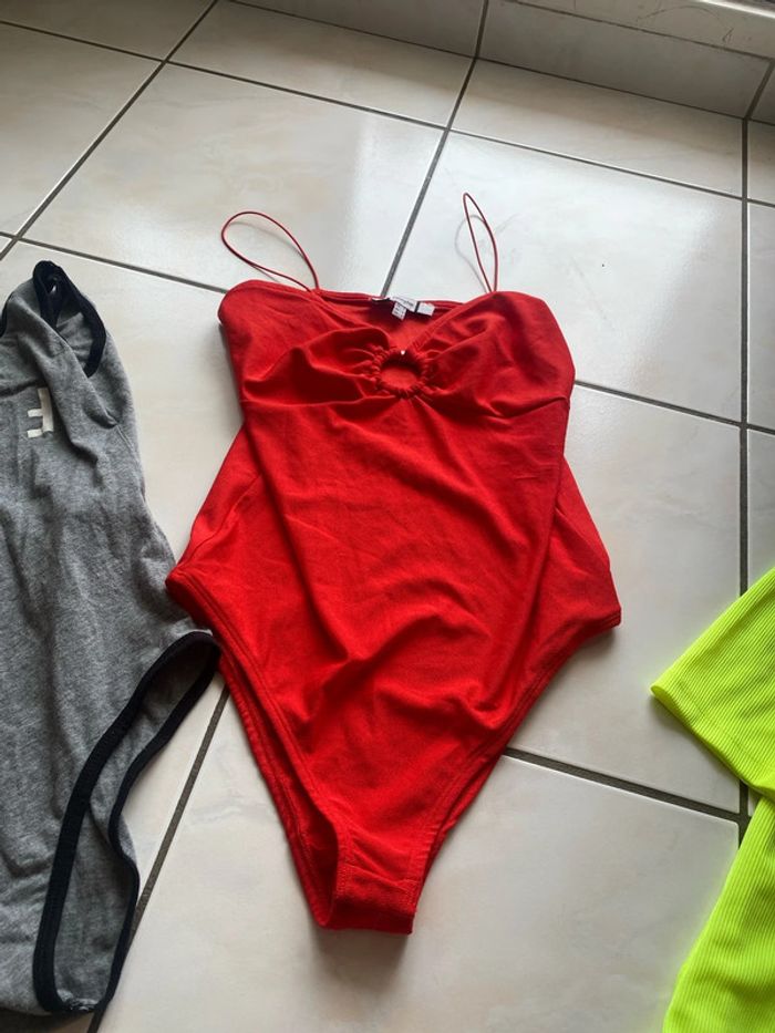 Lot de 2 bodies - photo numéro 3
