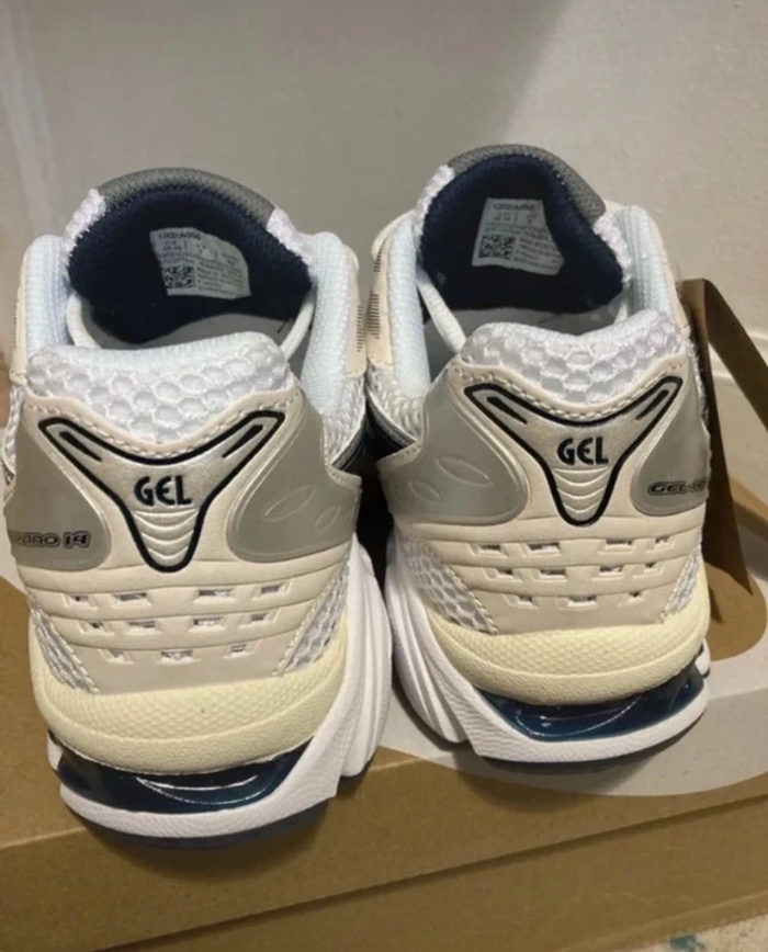 Asics Gel-Kayano 14 Blanc Argent Noir 37.5 - photo numéro 5