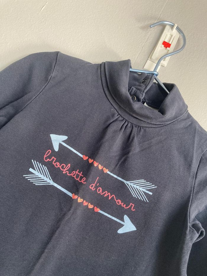 T-shirt manches longues fille 23 mois (86 cm) Tape à l’œil – Bleu marine, très bon état - photo numéro 3