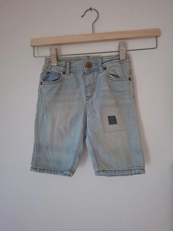 Short 9/12 m
